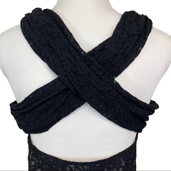 Moda Intl- Black Lace High Neckline Sexy Top -L - Picture 7 of 9